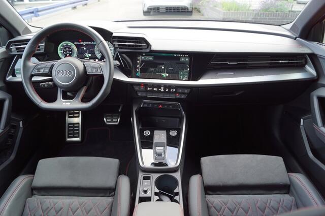 Audi A3 Sportback 45 TFSIe (245pk) 3X S-line Matrix LED/Alcantara/BenO/HUD VOL!