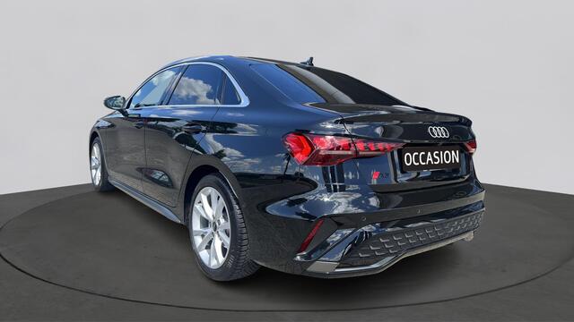 Audi A3 Limousine 30 TFSI 116Pk S edition / Parking Plus / Comfort Plus / Privacyglas