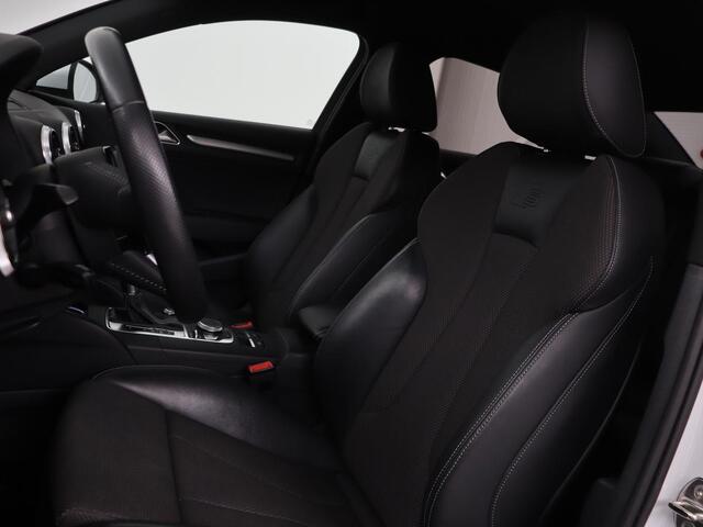 Audi A3 30 TFSI Sport S Line Edition | Half leder | Full LED | Sportstoelen | Navigatie | Trekhaak | Parkeerhulp | Climate control | Cruise control | Bluetooth