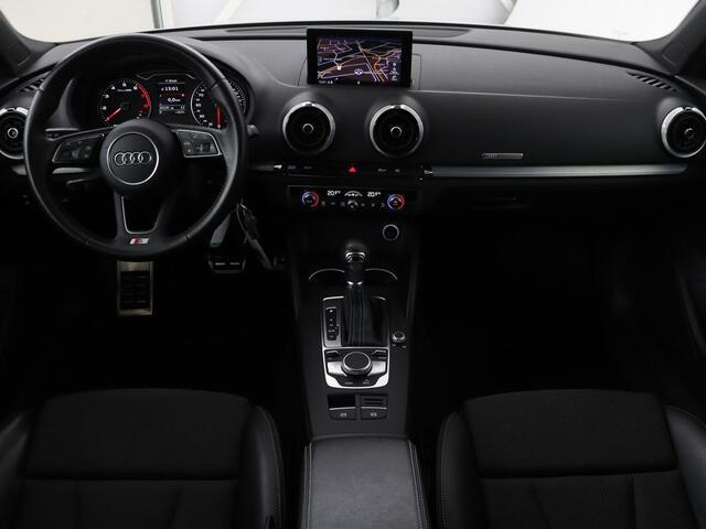 Audi A3 30 TFSI Sport S Line Edition | Half leder | Full LED | Sportstoelen | Navigatie | Trekhaak | Parkeerhulp | Climate control | Cruise control | Bluetooth