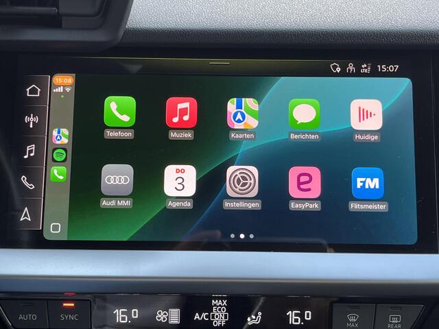 Audi A3 Limousine 35 TFSI S - Edition Automaat / Verwarmde Voorstoelen / Adaptieve Cruise / Climate Control / Navigatie via Apple Carplay & Android Auto / Elektrisch Bedienbare Achterklep / Keyless Start / Parkeersensoren voor en achter /