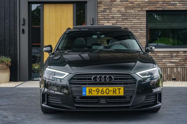 Audi A3 Sportback 1.4 TFSI Sport S-Line DSG/Panorama/Black-optic