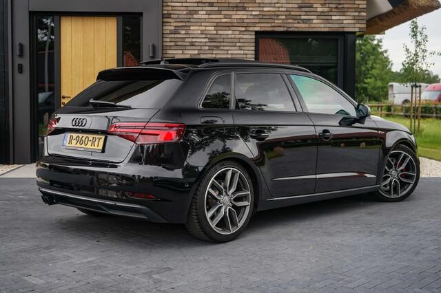 Audi A3 Sportback 1.4 TFSI Sport S-Line DSG/Panorama/Black-optic