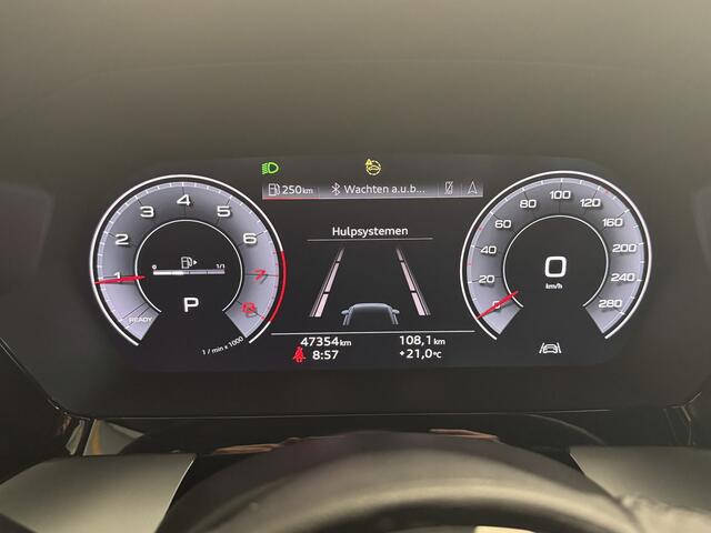 Audi A3 Limousine 30 TFSI Advanced edition Stoelverwarming/Parkeersensoren/ACC