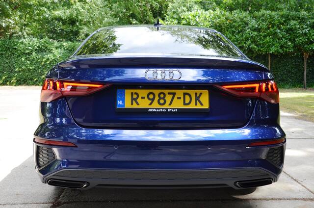 Audi A3 Limousine 35 TFSI S edition Automaat/Navi/Pdc/Ecc/Virtual cockpit/Privacy glass/Cr-Controle/18-Inch Lmv/Stoelverwarming/Nederlandse auto