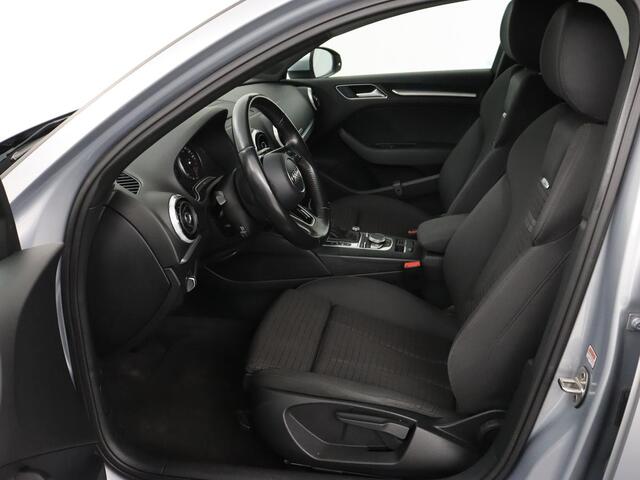 Audi A3 1.0 TFSI Sport S Line | Carplay | Sportstoelen | Full LED | Climate control | Navigatie | Cruise control | Parkeerhulp | Bluetooth