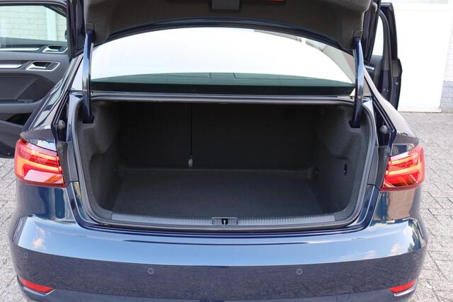 Audi A3 Limousine 1.5 TFSI CoD Sport Lease Edition