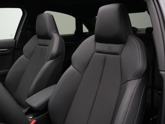 Audi A3 Limousine 30 TFSI 116 pk S-tronic S edition / S-Line | Panoramadak | Stoelverwarming | Navigatie | Parkeersensoren voor/achter