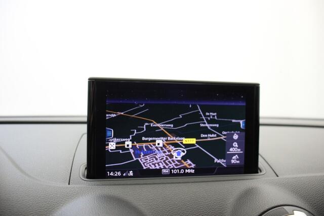 Audi A3 Limousine 1.5 TFSI Automaat - Navi, Cruise, Afn. Trekhaak