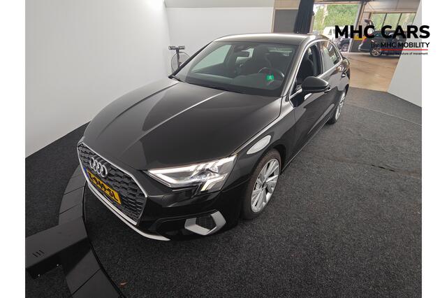 Audi A3 Limousine 35 TFSI Business edition | S Tronic | ACC | Trekhaak | Adaptive drive assist |*