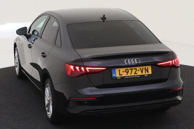 Audi A3 Limousine 30 TFSI 110pk S tronic Advanced edition / LED / Navigatie / Climate control / Parkeersensoren achter / Afneembare Trekhaak / 17'' LMV