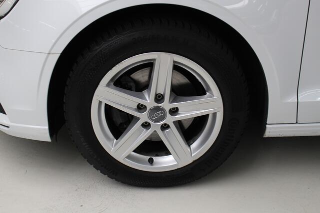 Audi A3 Limousine 35 TFSI 150PK Navigatie | Lichtmetalen velgen | Cruise Control