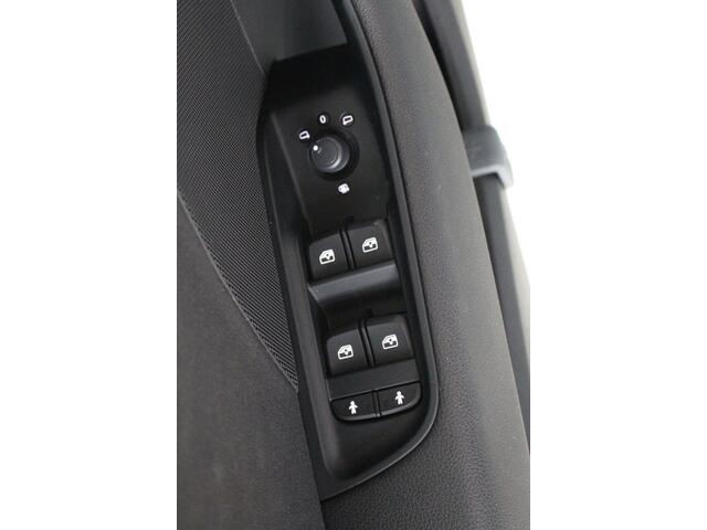 Audi A3 Limousine 35 TFSI 150PK Navigatie | Lichtmetalen velgen | Cruise Control