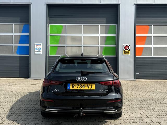 Audi A3 30 TFSI S EDITION / LED verlichting / Apple CarPlay