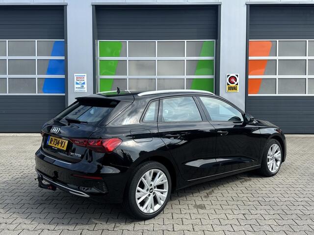 Audi A3 30 TFSI S EDITION / LED verlichting / Apple CarPlay
