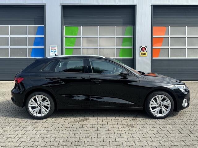 Audi A3 30 TFSI S EDITION / LED verlichting / Apple CarPlay