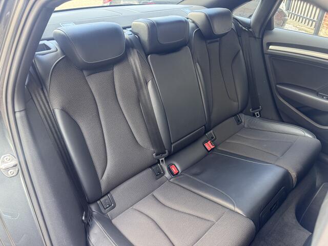Audi A3 Limousine 35 TFSI CoD Advance Sport | LED | 18inch | Automaat | Virtual Cockpit | Stoelverw |