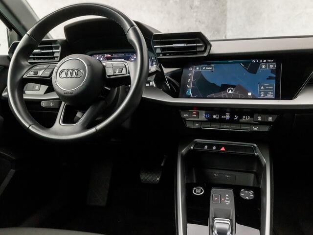 Audi A3 Limousine 35 TFSI Sport 150Pk Automaat (APPLE CARPLAY, GROOT NAVI, CLIMATE, GETINT GLAS, PARKEERSENSOREN, SPORTSTOELEN, LED KOPLAMPEN, CRUISE, NIEUWE APK, NIEUWSTAAT)