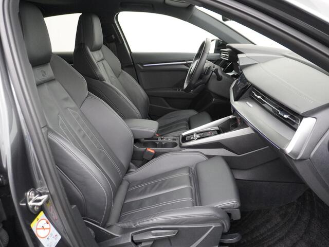Audi A3 Limousine 35 TFSI S edition S line in- exterieur+ sportonderstel | VIRTUAL DASH | PANORAMADAK | LEDER+ STOELVERWARMING | CAMERA | AMBILIGHT | RIJKLAARPRIJS INCL. 12MND BOVAG