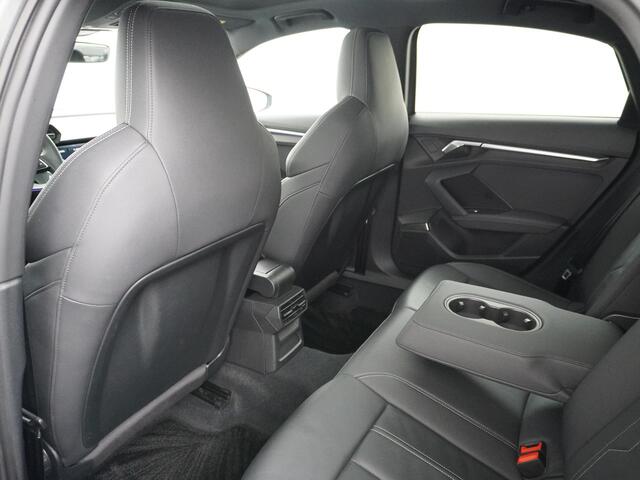 Audi A3 Limousine 35 TFSI S edition S line in- exterieur+ sportonderstel | VIRTUAL DASH | PANORAMADAK | LEDER+ STOELVERWARMING | CAMERA | AMBILIGHT | RIJKLAARPRIJS INCL. 12MND BOVAG