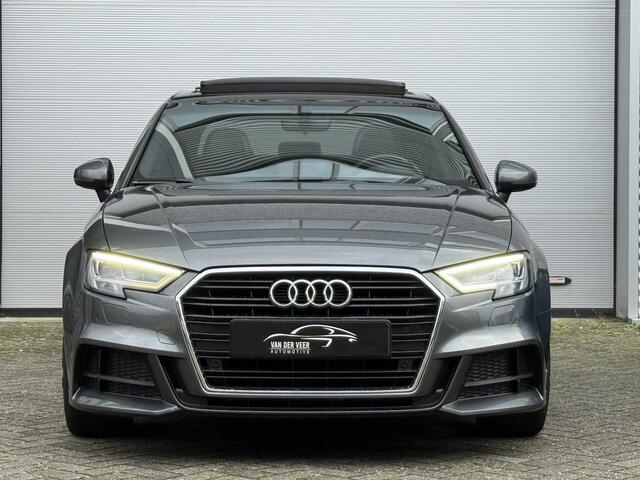 Audi A3 Limousine 35 TFSI CoD Sport S Line Edition | S-Line | Panoramadak | Draadloze telefoonlader