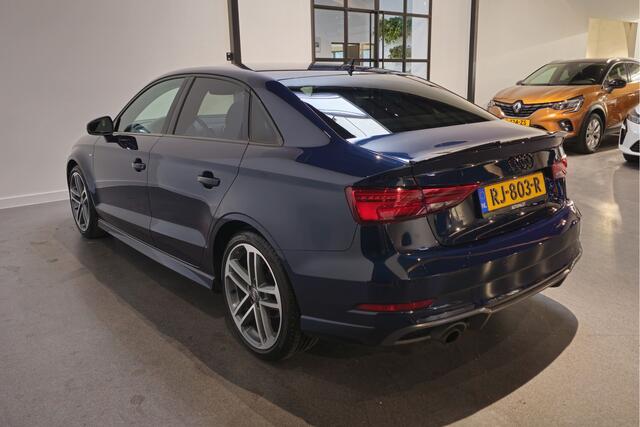 Audi A3 Limousine 1.0 TFSI Sport S Line Edition - Stoelverwarming - Keyless - LED - Inklapbare trekhaak
