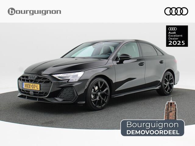 Audi A3 Limousine | 30 TFSI | S edition | | 18 inch velgen | Privacyglas | Sonos 3d | Zwart optiek |