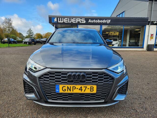Audi A3 45 TFSI E S Edition Competition 245pk, Full Led, Android/Apple,