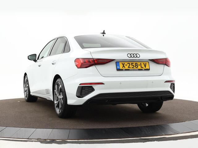 Audi A3 Limousine 30 TFSI 110pk S-tronic Edition One · S Line · Apple/Android Car Play · Navigatie · Afneembare Trekhaak · P-Sensoren · 18'' Inch · Garantie t/m 13-03-2028 of 100.000km
