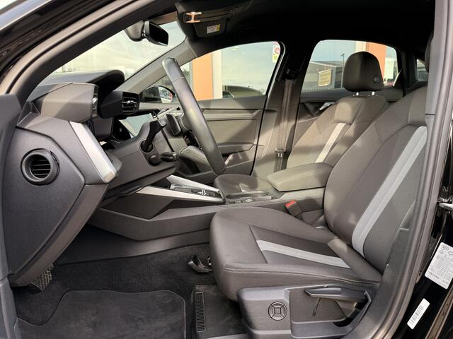 Audi A3 Limousine 30 TFSI Advanced edition | Navi | ACC | Stoelverwarming | Apple Carplay | DAB |