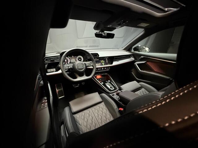 Audi A3 A3 sportback 45Tfsi e 3xS-line 272 pk Competition vol leer panorama dak