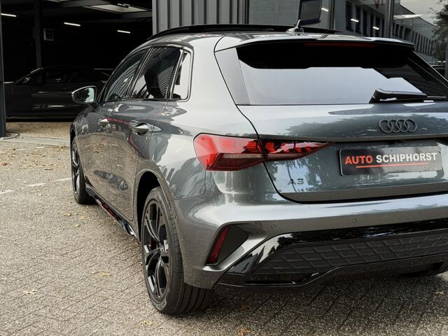 Audi A3 A3 sportback 45Tfsi e 3xS-line 272 pk Competition vol leer panorama dak