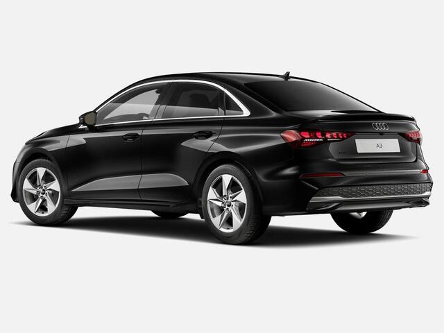 Audi A3 Limousine 30 TFSI Advanced edition 116 PK · Assis.pak Driving+Parking plus · Privacyglas · 3-spaaks sport mf+ afgevl padd