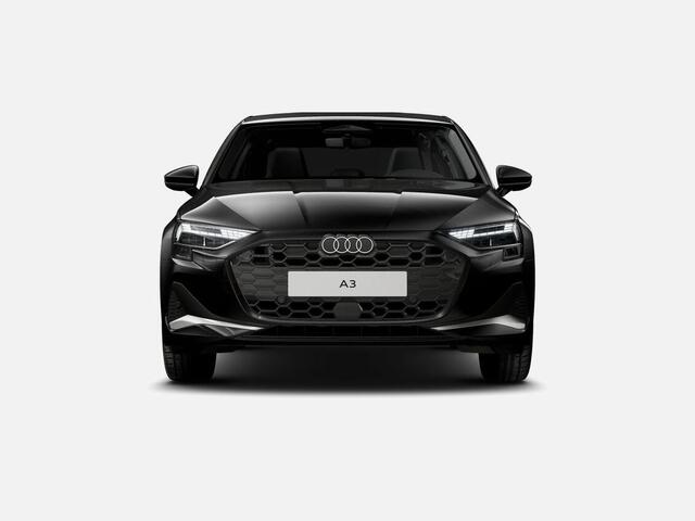 Audi A3 Limousine 30 TFSI Advanced edition 116 PK · Assis.pak Driving+Parking plus · Privacyglas · 3-spaaks sport mf+ afgevl padd