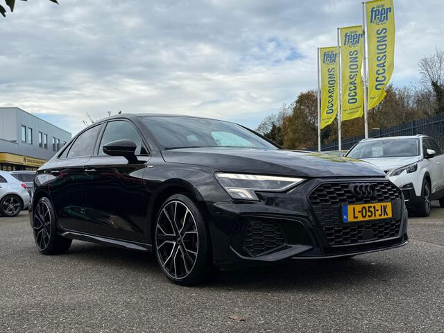 Audi A3 Limousine 30 TFSI S Line