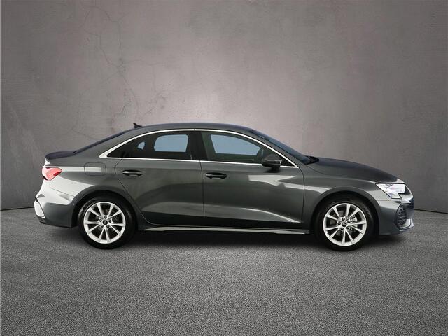 Audi A3 Limousine 30 TFSI S edition | Navi | | Audi sound | Virtual cockpit | Carplay | Sportstoelen | S Line | Verlengde garantie | Hold Assist |