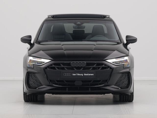 Audi A3 Limousine 35 TFSI S edition Panodak SONOS Ambient lichtpakket verw. voorstoelen Camera