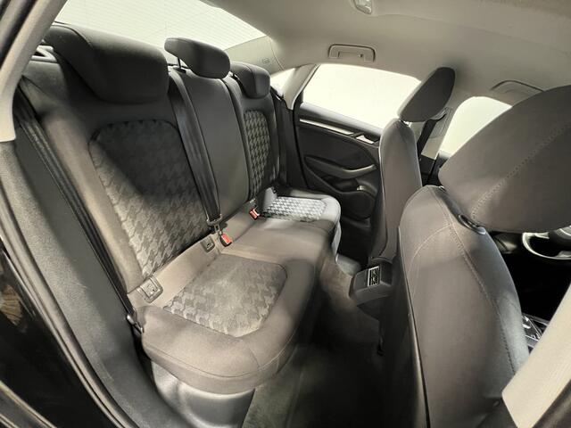 Audi A3 Limousine 1.4 TFSI Ambiente Pro Line Plus | Navigatie | LM Velgen 16" | Parkeersensoren Achter | Cruise Control | Airco |