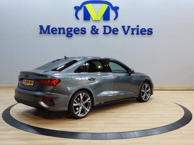 Audi A3 Limousine 30 TFSI S edition 3X S Line | Airco ECC | Virtual | Sfeer | 19" | Camera | Adpative Cruise | Isofix | NAP