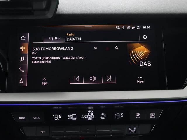 Audi A3 30 TFSI Advanced Edition | Sportstoelen | Carplay | Camera | Navigatie | Full LED | Virtual Cockpit | Climate control | 18'' | Getint glas | Cruise control | Parkeerhulp | Bluetooth | Audi Sound