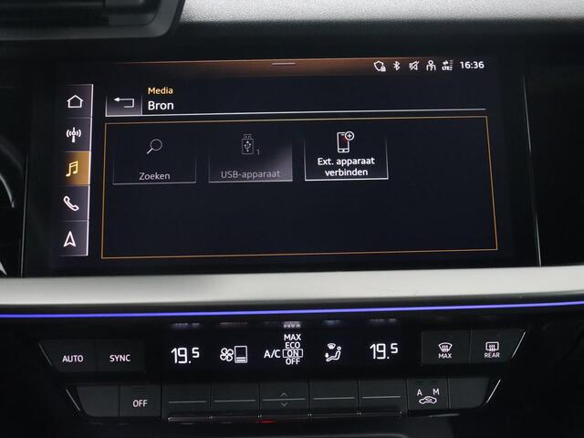 Audi A3 30 TFSI Advanced Edition | Sportstoelen | Carplay | Camera | Navigatie | Full LED | Virtual Cockpit | Climate control | 18'' | Getint glas | Cruise control | Parkeerhulp | Bluetooth | Audi Sound