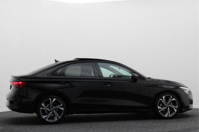 Audi A3 Limousine 30 TFSI Advanced edition Virtual Cockpit, Panoramadak, ACC, Apple Carplay, DAB, PDC, 18''