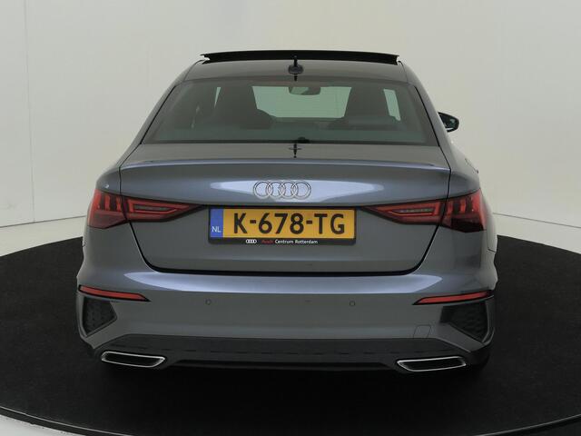 Audi A3 Limousine 35 TFSI S edition | Panoramadak | Full LED verlichting | Cruise Control | Parkeersensoren achter | CarPlay | Navigatie Plus |