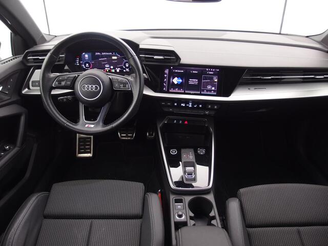 Audi A3 Limousine 30 TFSI S edition AUTOMAAT / S-LINE / NAVI / CLIMA / PDC / BLUETOOTH / DAB+ / CARPLAY / FULL LED / NL-AUTO