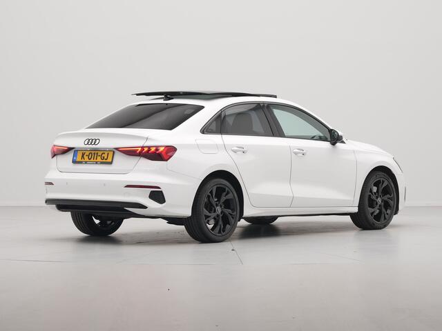 Audi A3 Limousine 35 TFSI Business edition Panorama Navigatie Stoelverwarming Pdc Clima 243