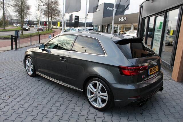 Audi A3 1.4 TFSI S line xenon NL auto automaat