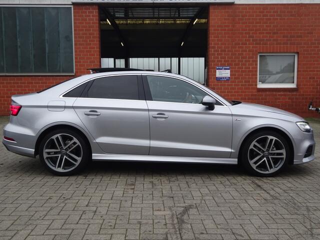 Audi A3 Limousine 1.0 TFSI Sport S-Line Edition, Panorama