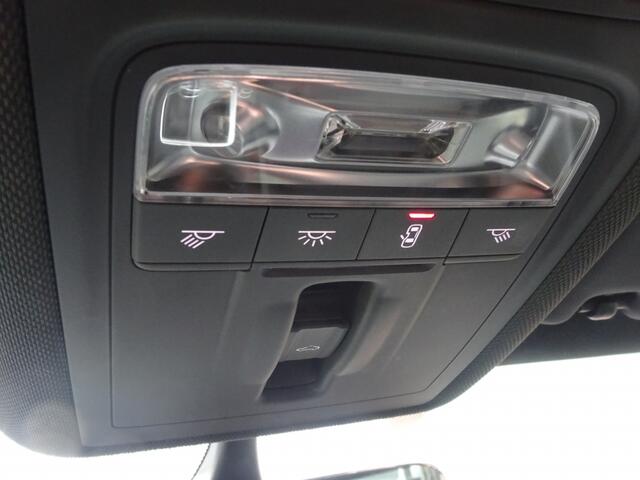 Audi A3 Limousine 1.0 TFSI Sport S-Line Edition, Panorama