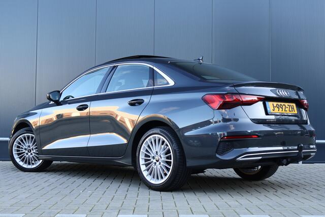 Audi A3 Limousine 35 TFSI Business edition Automaat | Panoramadak | Virtual Cockpit | Trekhaak | Sportstoelen | Climate Control