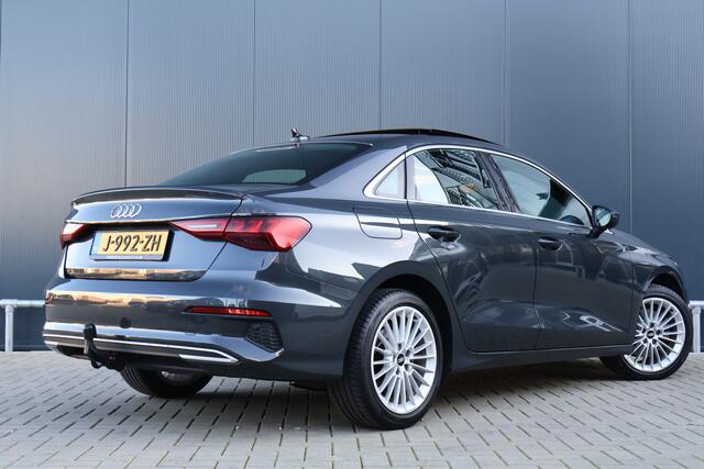 Audi A3 Limousine 35 TFSI Business edition Automaat | Panoramadak | Virtual Cockpit | Trekhaak | Sportstoelen | Climate Control